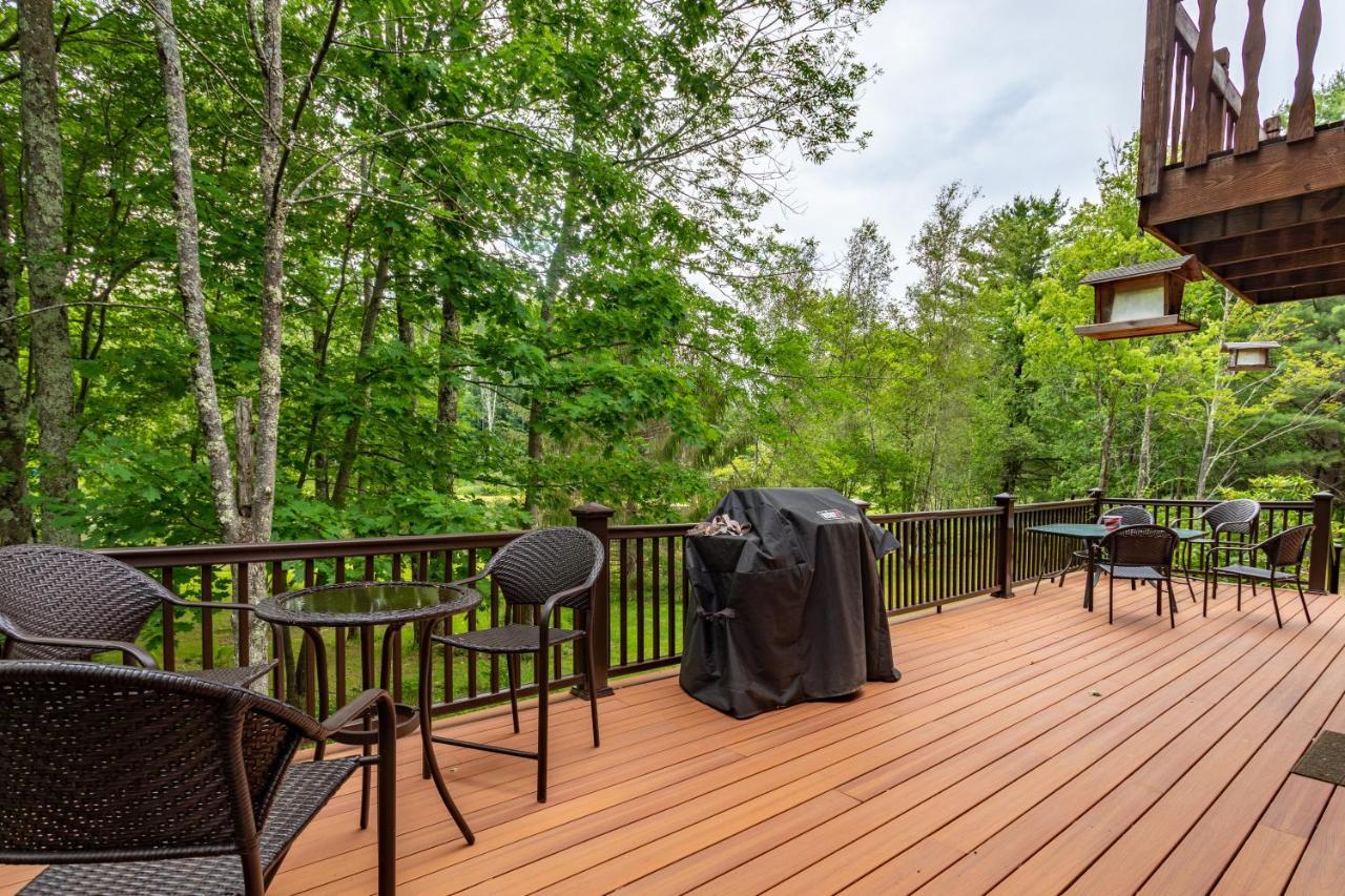 Villa Bluebird Manor On The Water, 2 Acres & Amenities Liberty Exterior foto